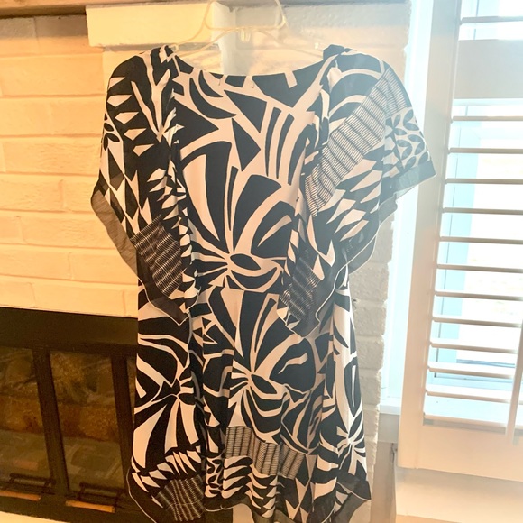 Soft and Flowing Style & co. Tunic Top - Picture 6 of 6